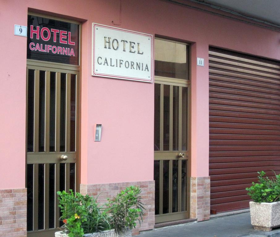 Hotel California ミラッツォ エクステリア 写真