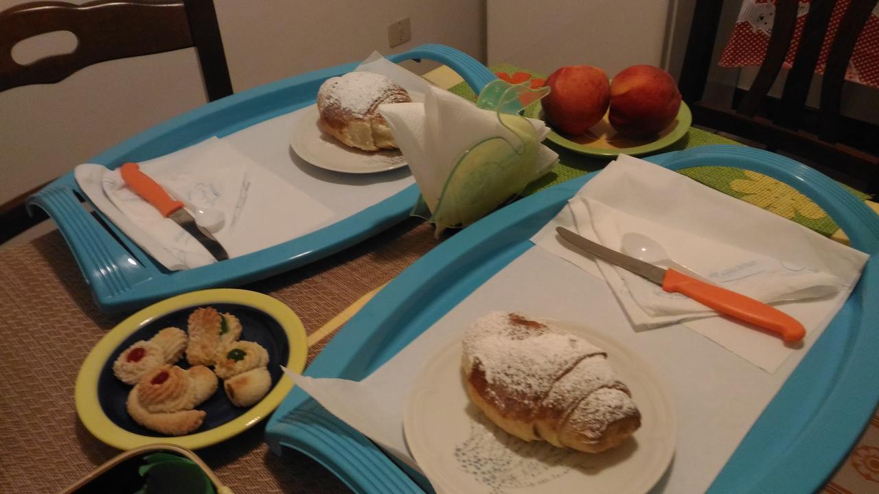 Hotel California ミラッツォ エクステリア 写真